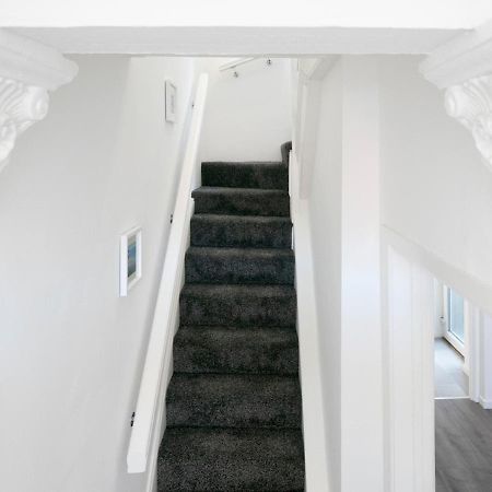 Pass The Keys Mccracken'S Townhouse - 10 Min Walk To City Centre Belfast Extérieur photo